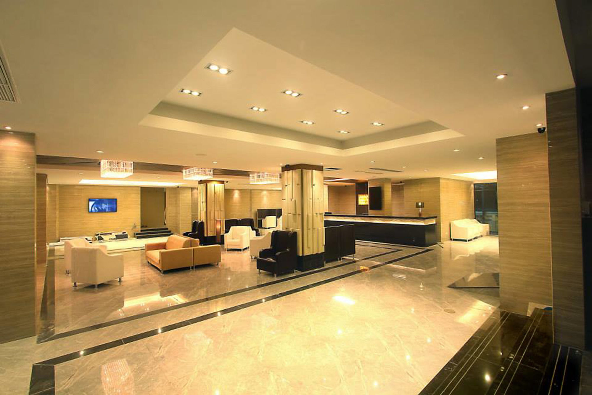 Avana Laemchabang Hotel Си Рача Екстериор снимка