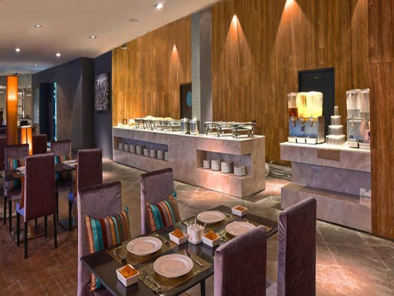 Avana Laemchabang Hotel Си Рача Екстериор снимка