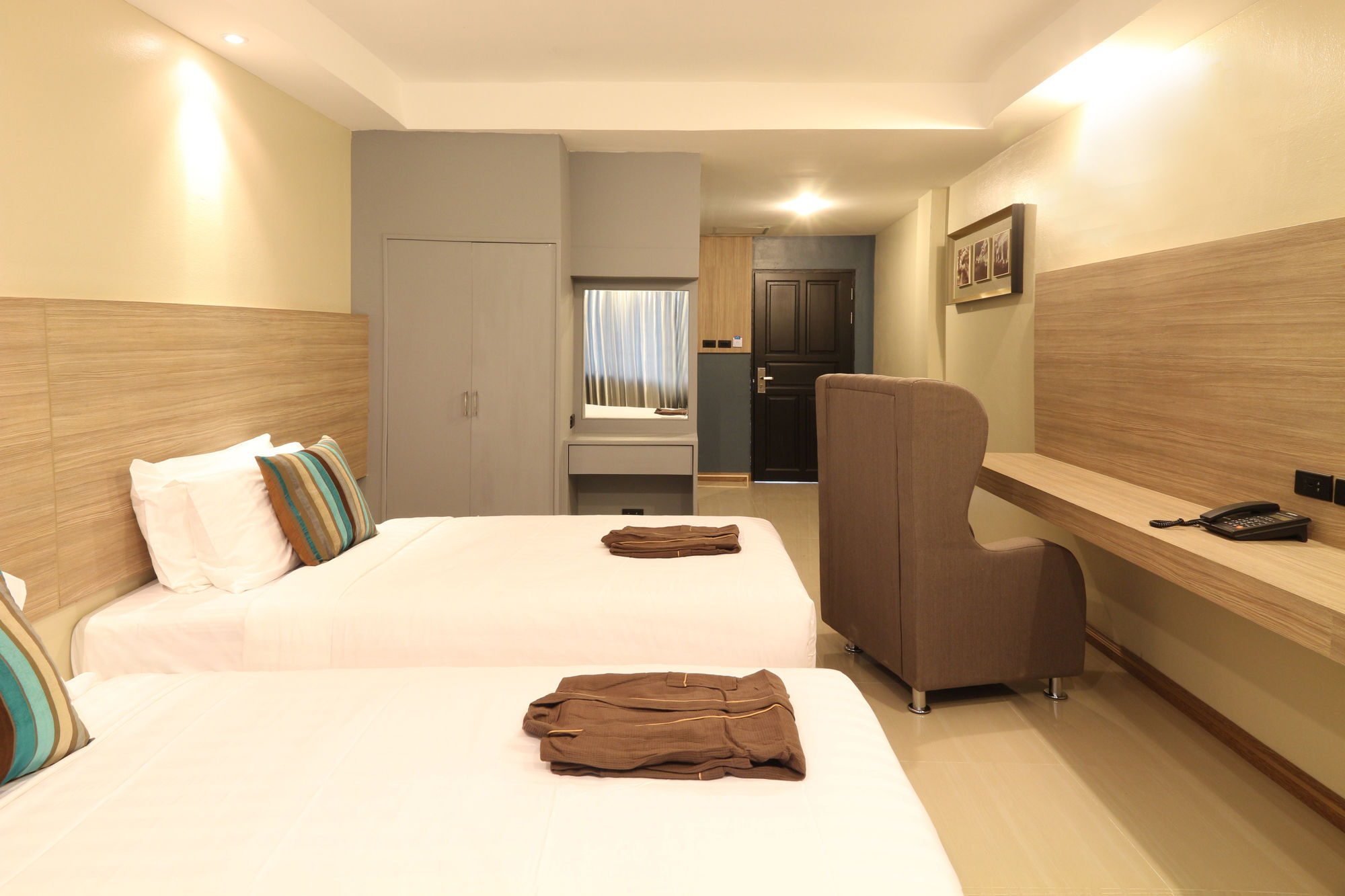 Avana Laemchabang Hotel Си Рача Екстериор снимка